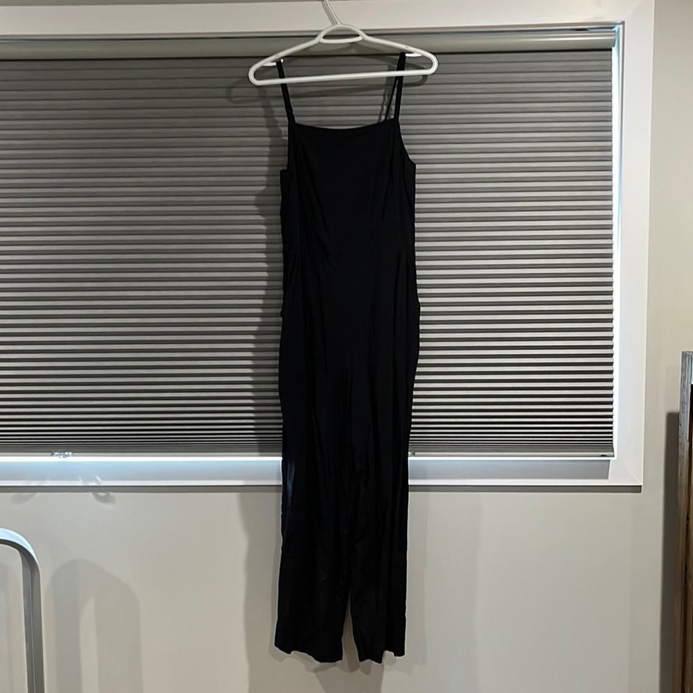Super cute black jumpsuit
